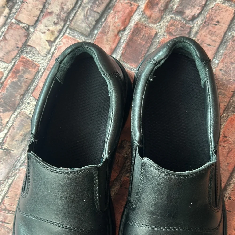 DREW Men's Black Leather Slip-On Shoes, Size 9.5N narrow